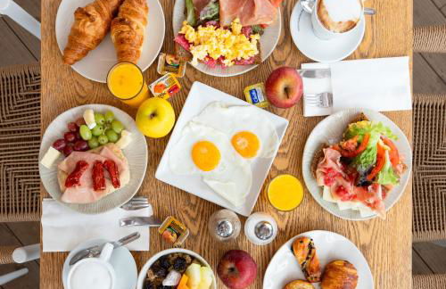 Bristol Sunset Beach - Holiday Apartments - Photo 50