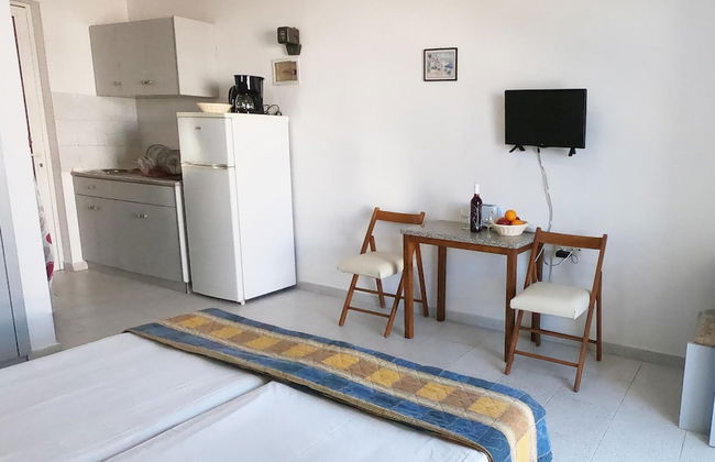 Lefteris Insta-worthy Studio With Balcony - Foto 5