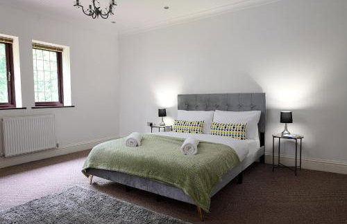 Spacious 7BR Home, Families & Contractors, Hot Tub - Foto 3