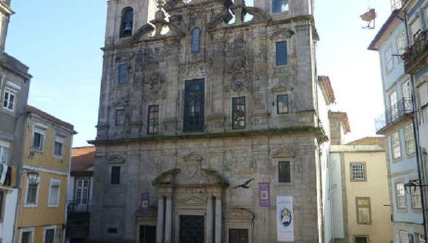 Contemplaremos diferentes iglesias de Oporto