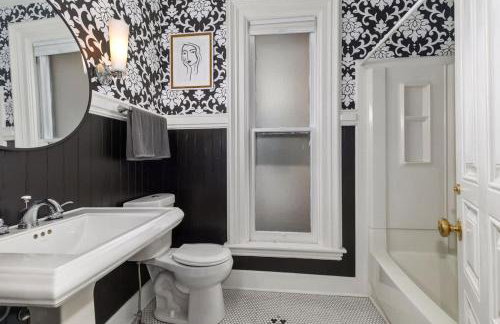 Historic Charm Modern Luxury Free Parking - Foto 14