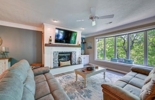 Lake Keowee Condo Resort Pools and Lake Access! - Foto 4