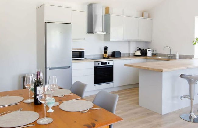 Countryside Bungalow for 4 Close to Beaches - Foto 9