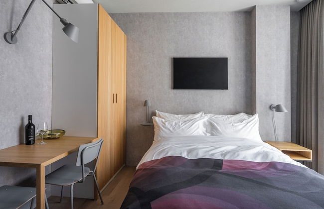 348 Suites Buitenhof Short Stay - Photo 13