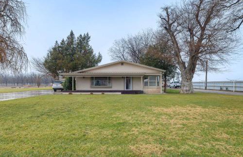 Peaceful Artesia Vacation Rental with Orchard Views! - Foto 1