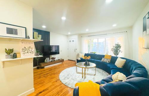 Lux Designer Home with Gaming Rm - Foto 33