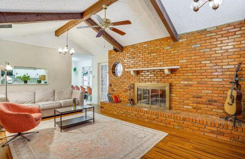 Karaoke Ready! Fort Worth Area Home - Foto 8