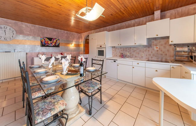 Sweet Home in Chiny With Garden - Photo 13