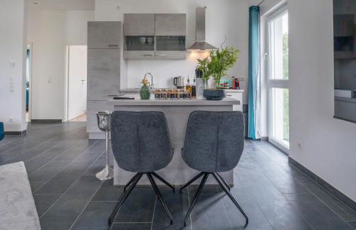 Lit Living - Luxury House - Box Spring - Parking - Exclusive Kitchen - Foto 53