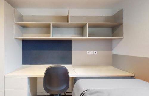 For Students Only Canvas Manchester - Foto 75