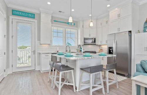 Luxury Beach Condo 5 Min Walk to Beach & Shops! - Foto 6