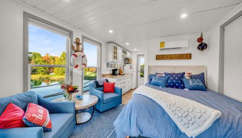 Tiny House Boat on a Tiny Lake Retreat - Foto 4