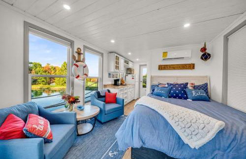 Tiny House Boat on a Tiny Lake Retreat - Foto 4