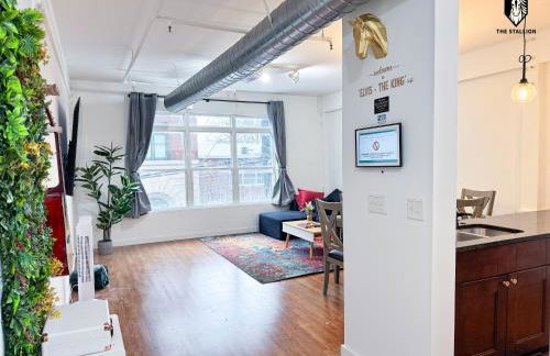 The Stallion - Photo 32