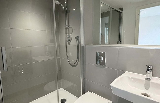 Modern 2 bed With Parking - Grand Exchange Bracknell - Foto 27