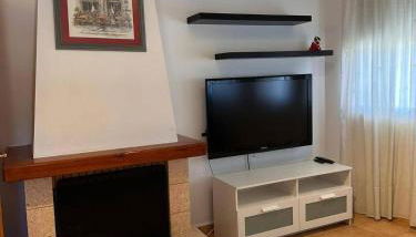 Casa Bueno- Sleeps 7 Private Pool & AirCon - Foto 3