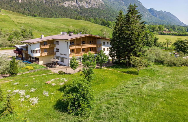 Chalet in Angerberg Near Skiwelt Slopes - Foto 26