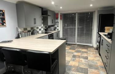 The Mail Barn - Photo 3