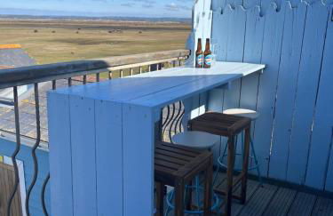 Sea views and stunning sunsets! Fantastic location - Foto 7