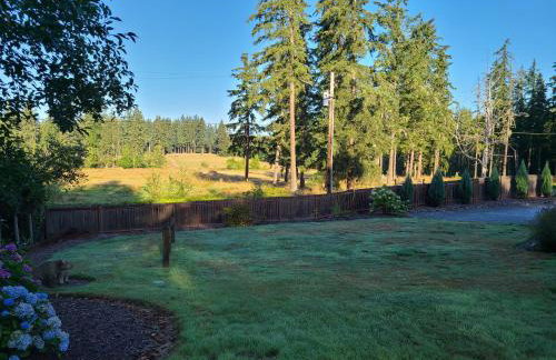 Mt Rainier Way Bedroom with Private Full Bath - Foto 33