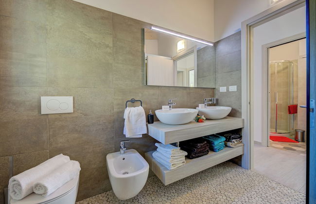 Mirabelle - Photo 14