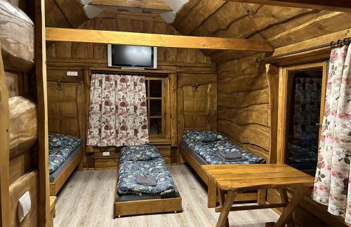 Domki wędkarskie nad Stawami Pirania - Foto 40