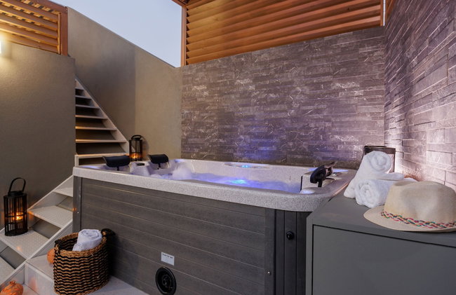 Hersonissos Beach Front Suites - Photo 129