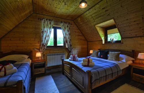 Stacja Żubracze - Foto 8