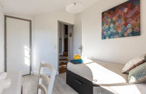 LB Vacation Rentals I Charming Little Bucolic House 5-Min From City - Foto 28