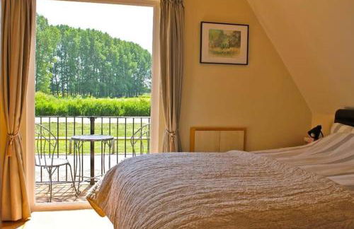 River Lark Lodge - Photo 15