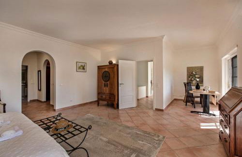 Dazzling Almancil Villa Villa Magorian 4 Bedrooms Spacious Furnished - Photo 26