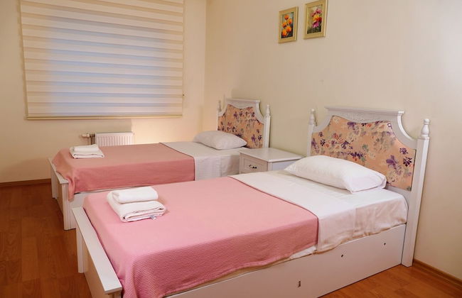 Zenofon Residence - Photo 14