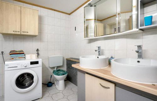 Ferienwohnung mit Aufenthaltsraum - Photo 2