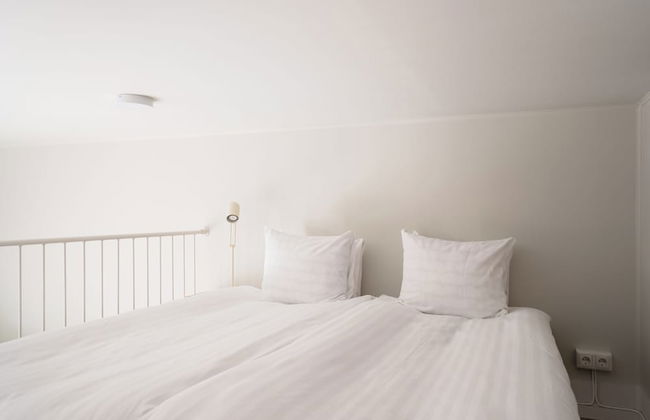 Waterfront Cabins - Photo 33