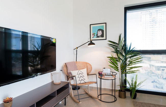 Artsy Modern Bright Apt in Bat Yam - Foto 16
