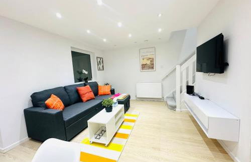 Gillingham Home with garage - Foto 1