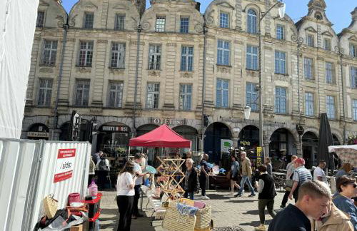 Joli appartement au pied du beffroi - Foto 18