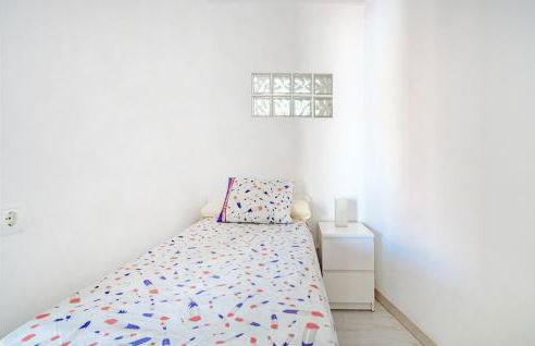 3 Bedroom Cozy Apartment In Sueca - Foto 11
