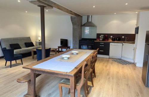 Gîte Authentique à Villemurlin avec Jardin et Parking - FR-1-590-527 - Foto 1