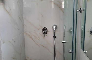 White Boutique Homes - Serenity - Photo 26