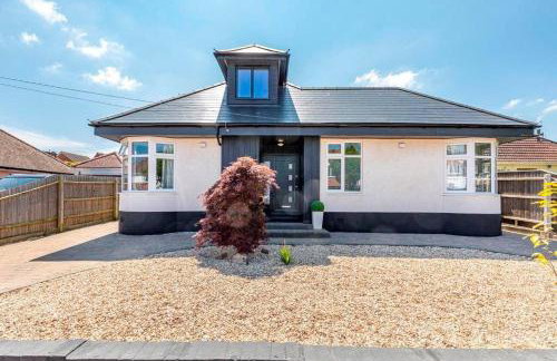 DRIFTWOOD by BOURNECOAST - An Exquisite Chalet Bungalow with a Sauna, BBQ Hut and Garden - HB6339 - Foto 49