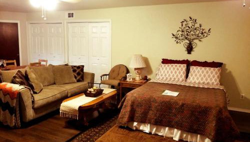 Charming Downstairs Unit - Foto 4