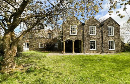 Middlelands - A stunning country house with beautiful gardens in rural Pembrokeshire yet close to coast - Foto 2