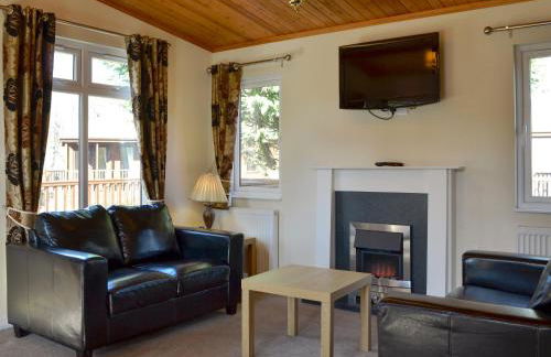 Lodge G- Uk33093 - Photo 1