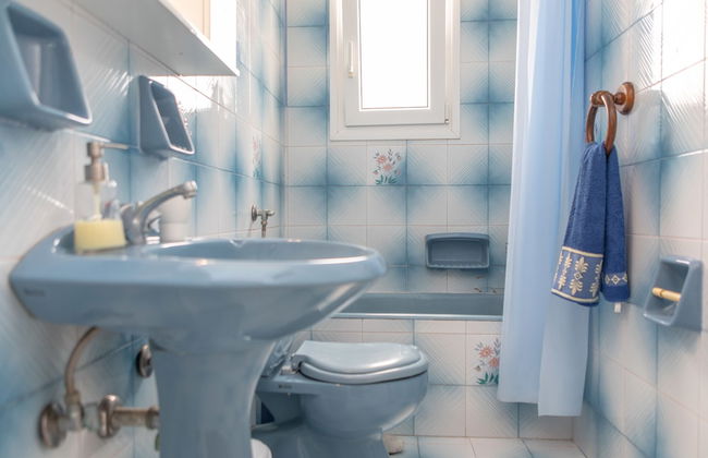 Gatis House - Photo 47