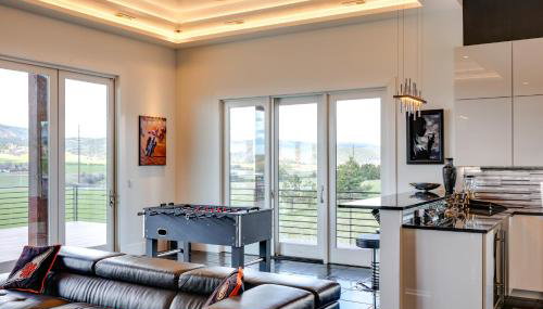 Motorcycle-Themed Home in Spearfish with Hot Tub! - Foto 5