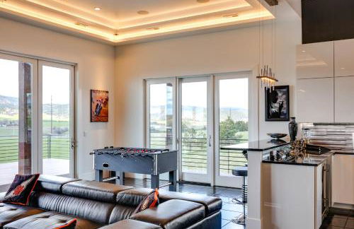 Motorcycle-Themed Home in Spearfish with Hot Tub! - Foto 5