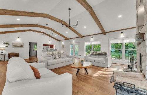 Hummingbird Cabin with a private hot tub - Foto 9