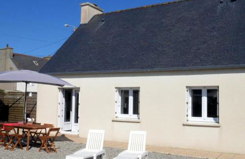 Holiday Home in Guissény near Beaches - Foto 26