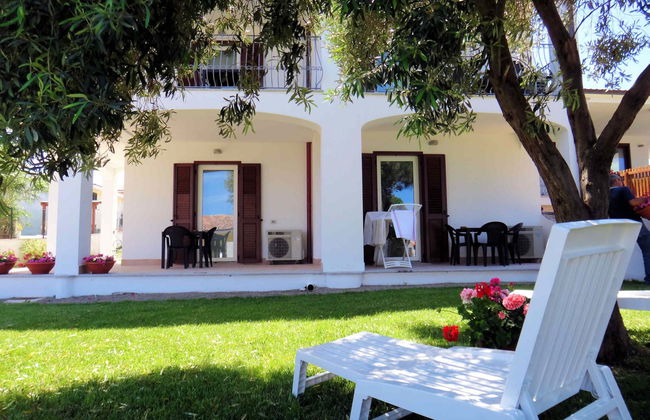 2 bedroom Apartment in Valledoria with garden and terrace - Photo 1